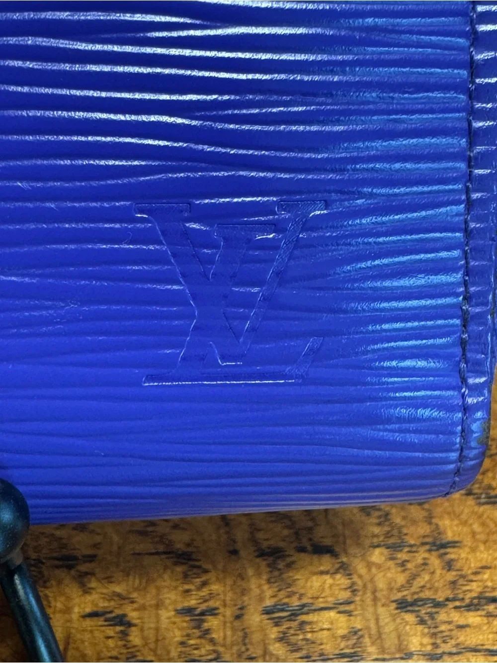 Louis Vuitton Purple Epi Leather Zip Wallet w/COA and Dust Bag - EUC